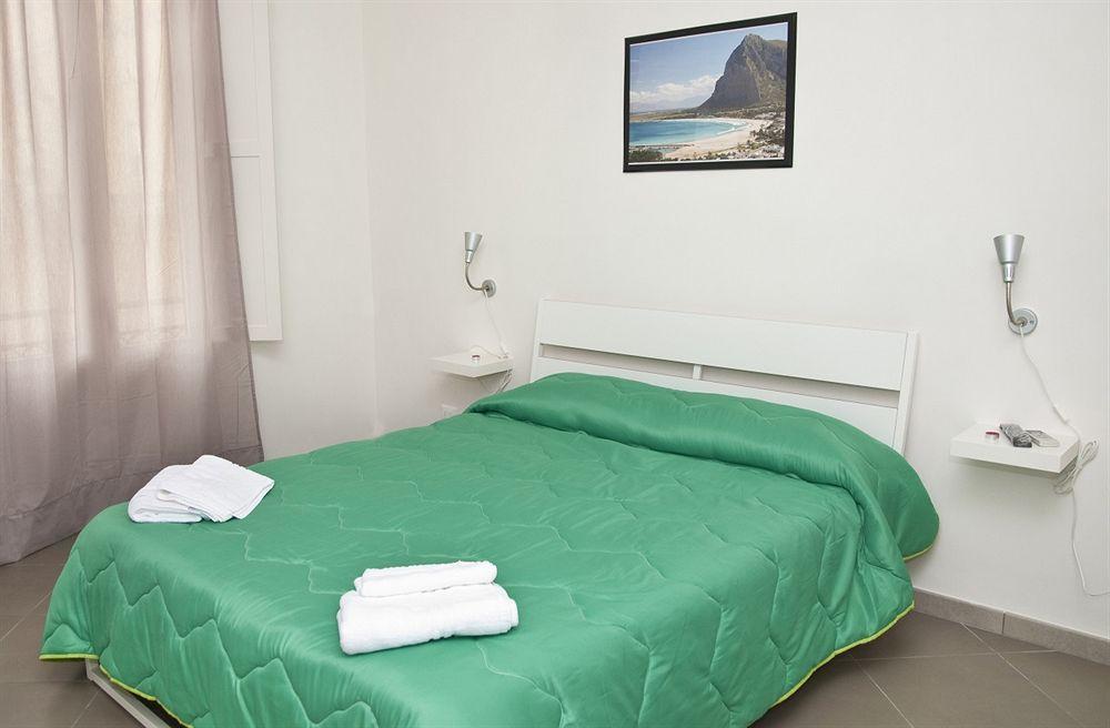 Marina Bay Villa Trapani Buitenkant foto