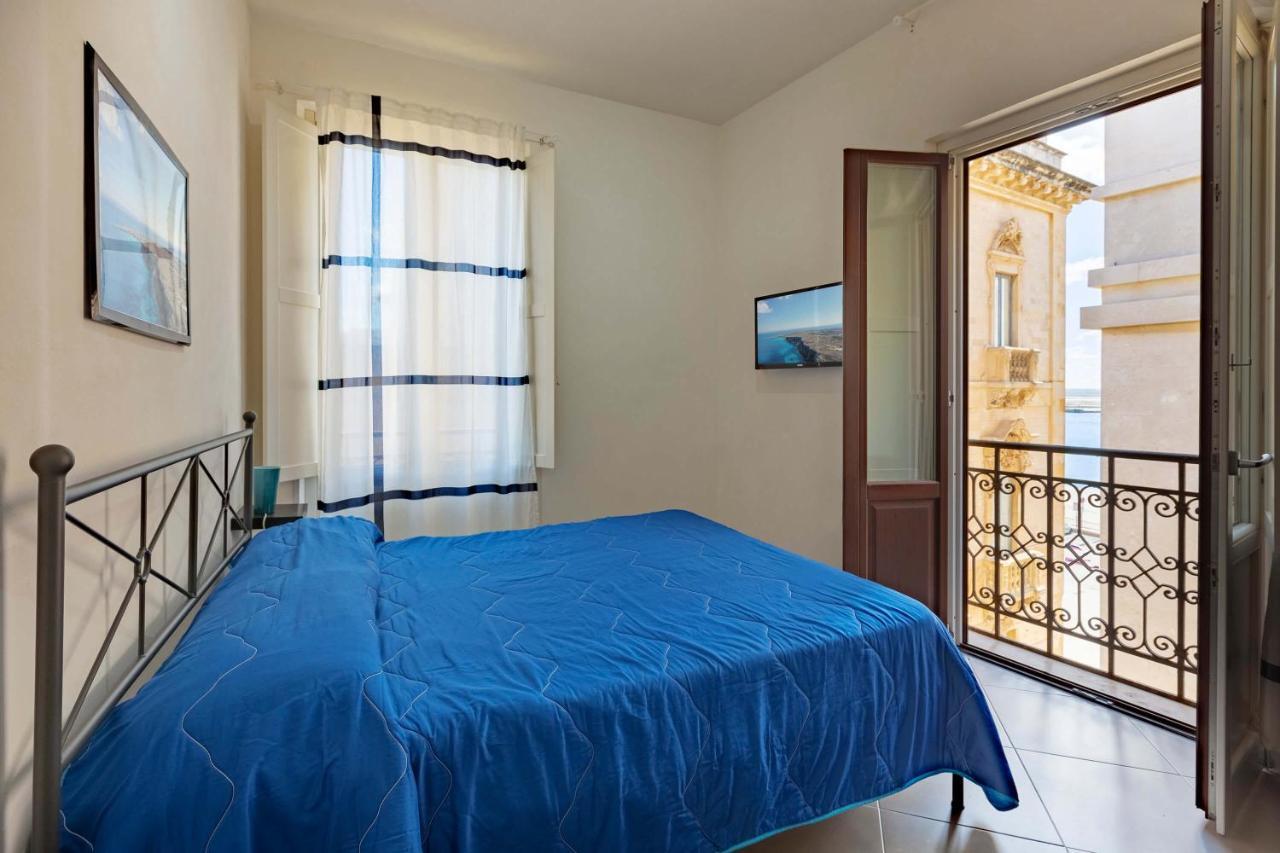 Marina Bay Villa Trapani Buitenkant foto